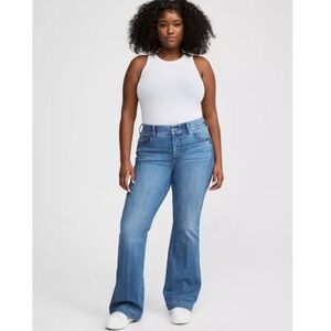 Torrid Bombshell High-Rise Flare Jean 16S